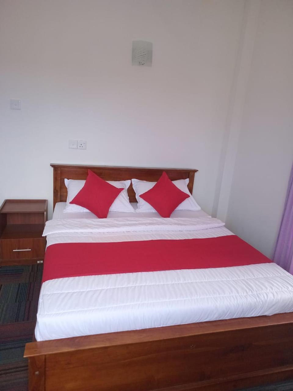 Frosty Heaven Guest House Nuwara Eliya Ngoại thất bức ảnh